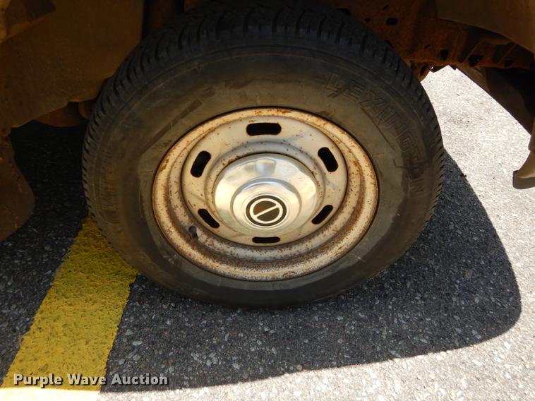 image for item DE1852 1996 Ford Ranger XL pickup truck