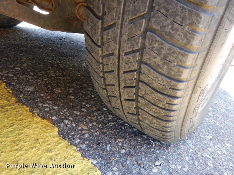 image for item DE1852 1996 Ford Ranger XL pickup truck