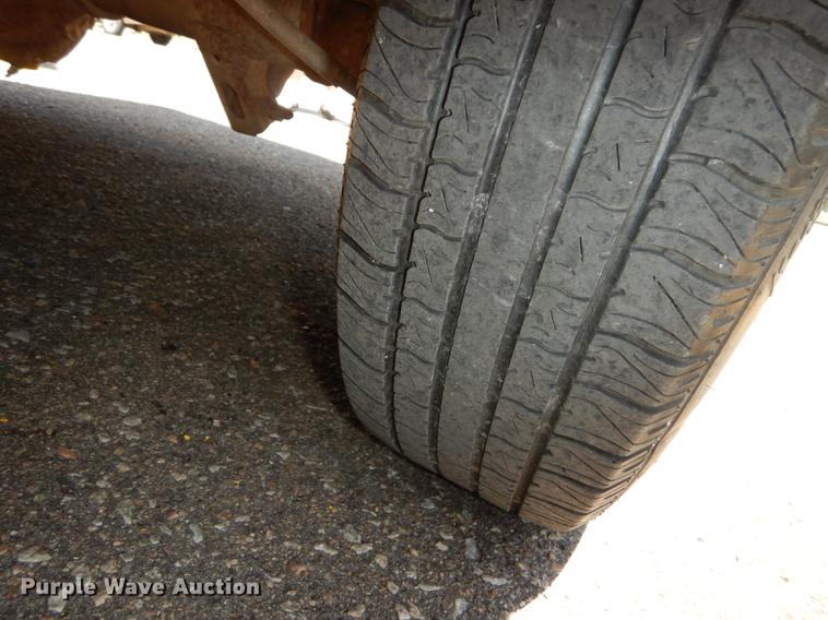 image for item DE1852 1996 Ford Ranger XL pickup truck