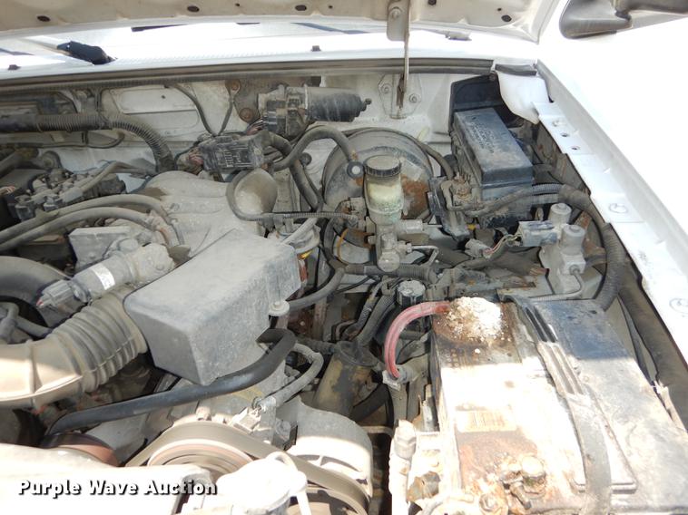 image for item DE1855 2000 Ford Ranger SuperCab pickup truck