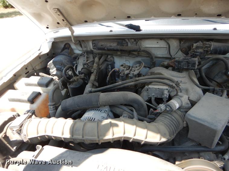 image for item DE1855 2000 Ford Ranger SuperCab pickup truck