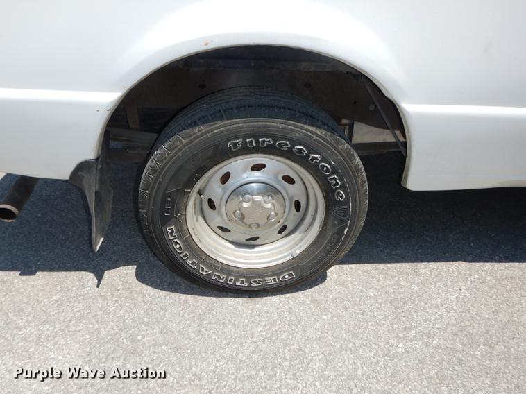 image for item DE1855 2000 Ford Ranger SuperCab pickup truck