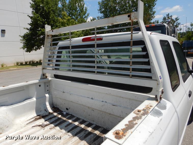 image for item DE1855 2000 Ford Ranger SuperCab pickup truck