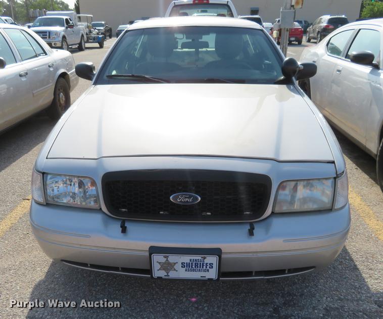 image for item DE6337 2011 Ford Crown Victoria Police Interceptor