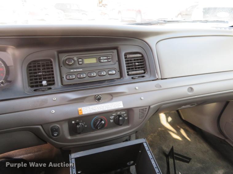 image for item DE6337 2011 Ford Crown Victoria Police Interceptor