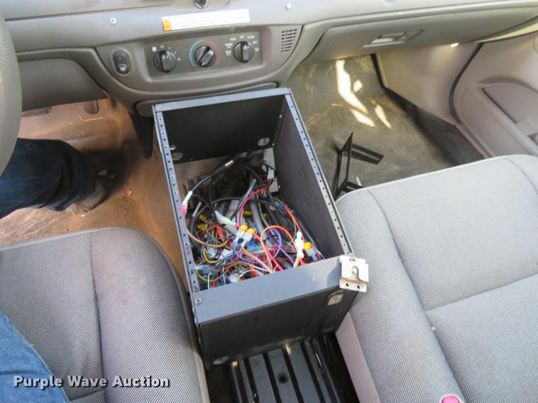 image for item DE6337 2011 Ford Crown Victoria Police Interceptor