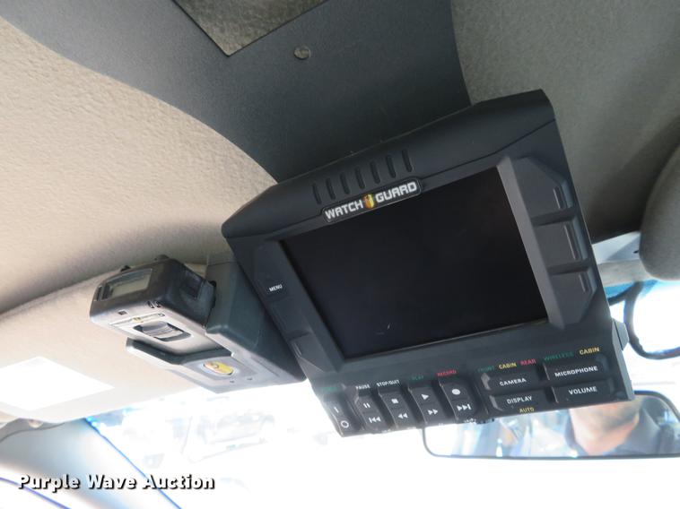 image for item DE6337 2011 Ford Crown Victoria Police Interceptor