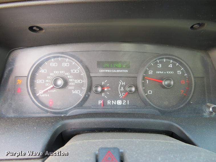 image for item DE6337 2011 Ford Crown Victoria Police Interceptor