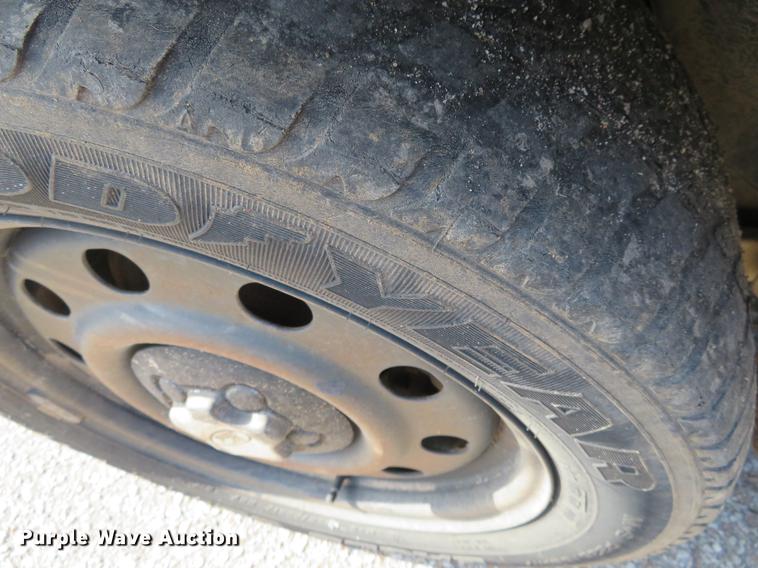 image for item DE6337 2011 Ford Crown Victoria Police Interceptor