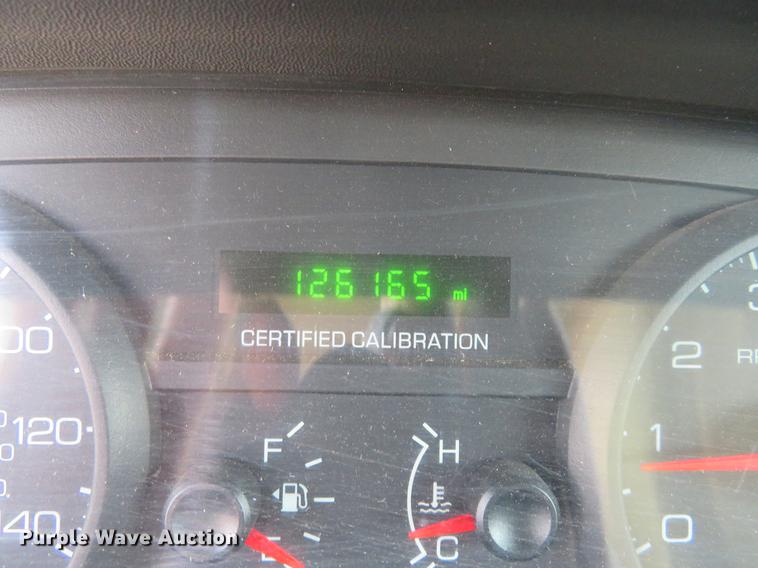 image for item DE6338 2011 Ford Crown Victoria Police Interceptor