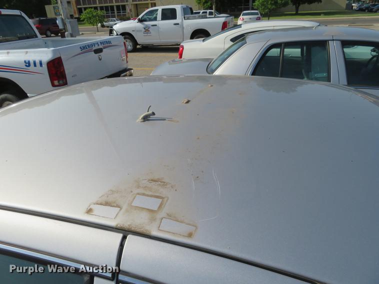 image for item DE6338 2011 Ford Crown Victoria Police Interceptor