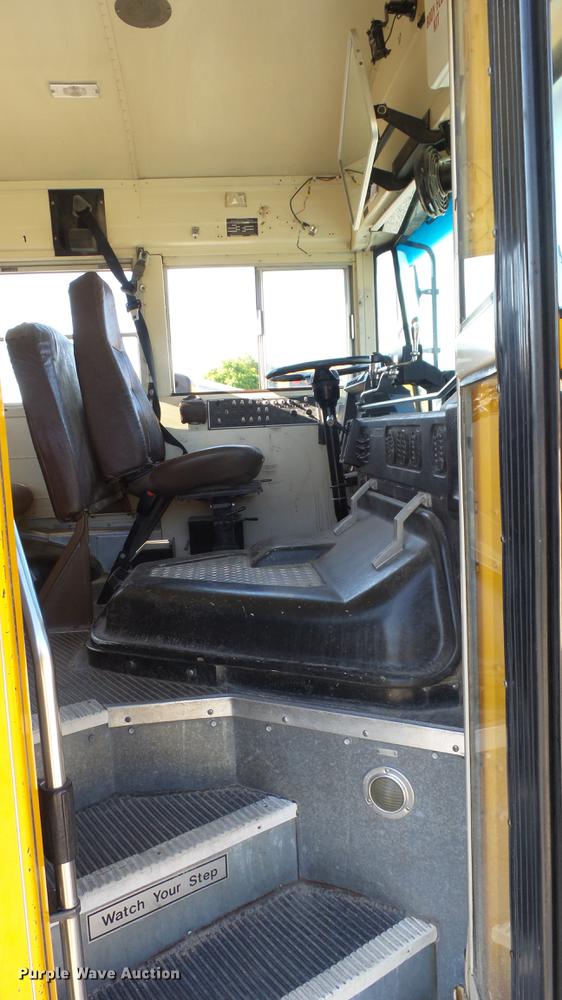 image for item DE7193 1994 Blue Bird TC2000 school bus