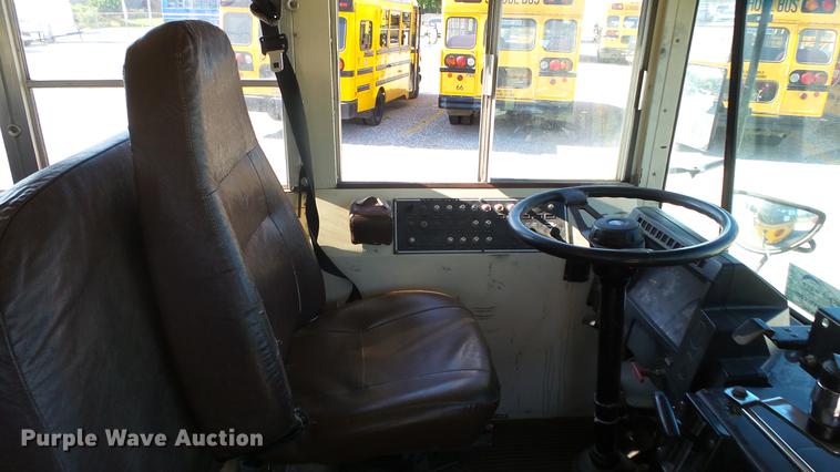 image for item DE7193 1994 Blue Bird TC2000 school bus