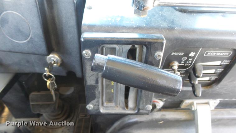 image for item DE7193 1994 Blue Bird TC2000 school bus