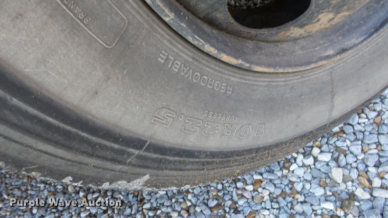 image for item DE7193 1994 Blue Bird TC2000 school bus