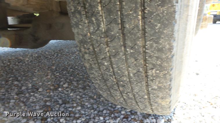 image for item DE7193 1994 Blue Bird TC2000 school bus