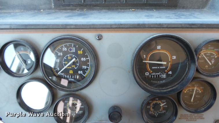 image for item DE7194 1993 Blue Bird All American school bus