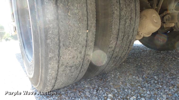 image for item DE7194 1993 Blue Bird All American school bus