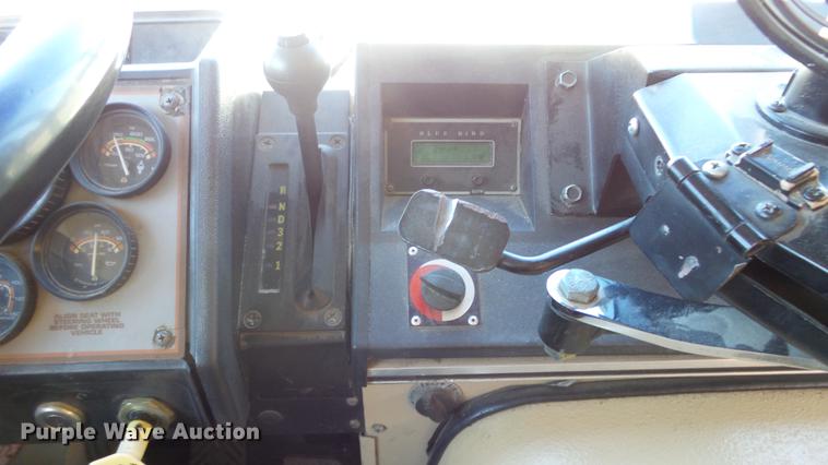 image for item DE7195 1993 Blue Bird All American school bus