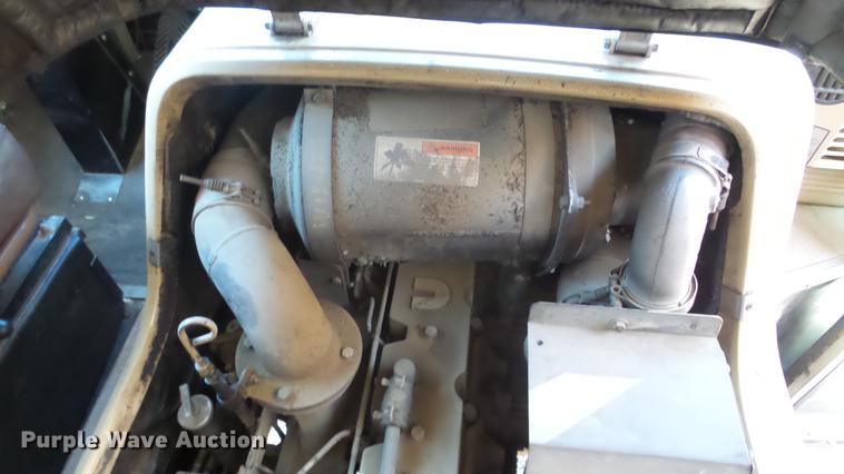 image for item DE7195 1993 Blue Bird All American school bus