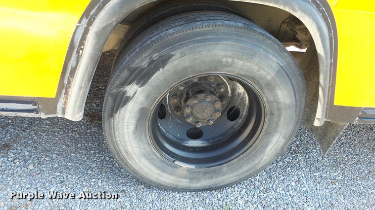 image for item DE7195 1993 Blue Bird All American school bus