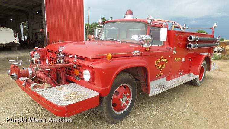 image for item DF4281 1964 Ford 600 fire truck