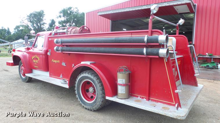 image for item DF4281 1964 Ford 600 fire truck