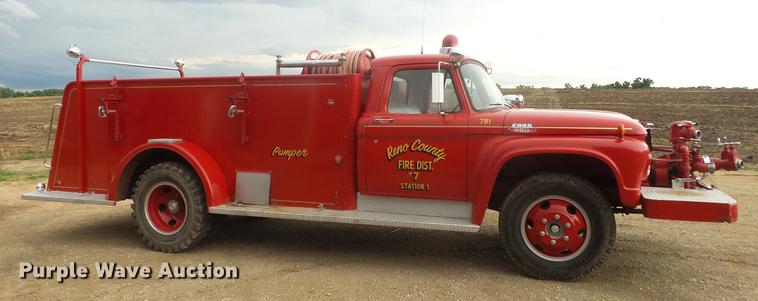 image for item DF4281 1964 Ford 600 fire truck