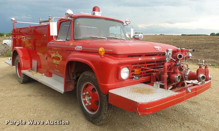 image for item DF4281 1964 Ford 600 fire truck