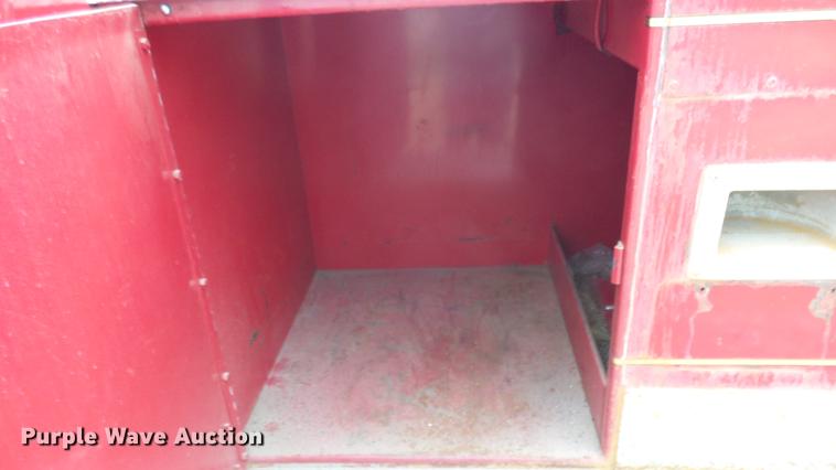 image for item DF4281 1964 Ford 600 fire truck