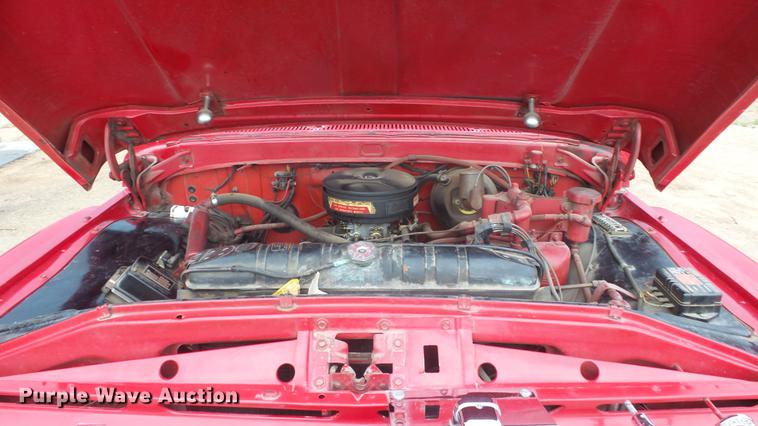 image for item DF4281 1964 Ford 600 fire truck