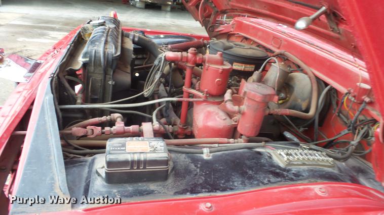 image for item DF4281 1964 Ford 600 fire truck