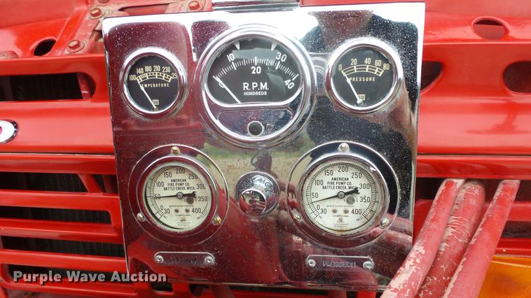 image for item DF4281 1964 Ford 600 fire truck