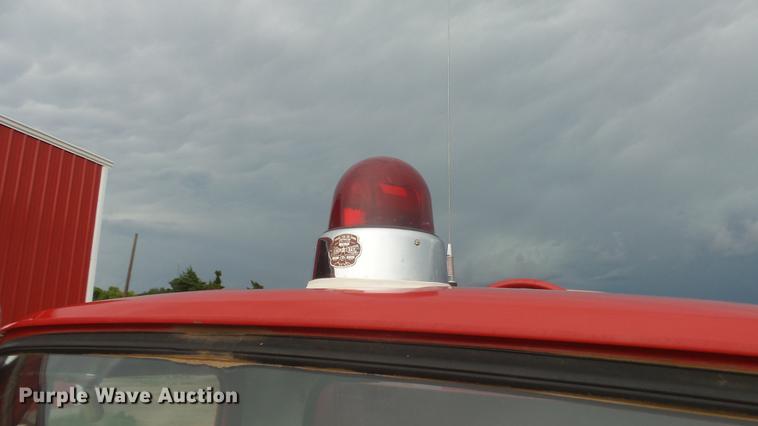 image for item DF4281 1964 Ford 600 fire truck