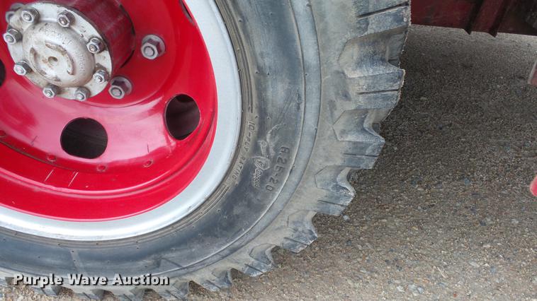 image for item DF4281 1964 Ford 600 fire truck