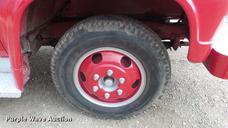 image for item DF4281 1964 Ford 600 fire truck