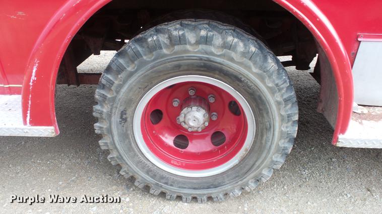 image for item DF4281 1964 Ford 600 fire truck