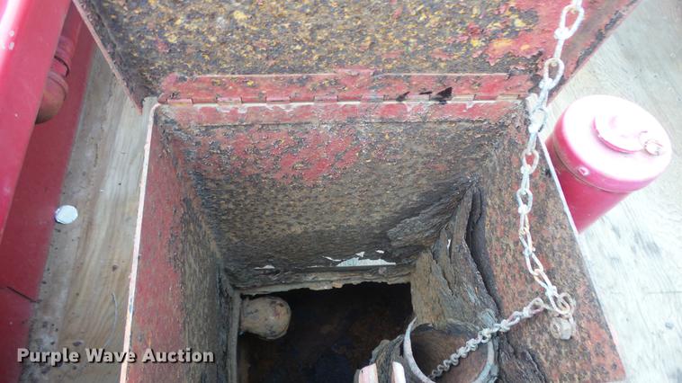 image for item DF4281 1964 Ford 600 fire truck