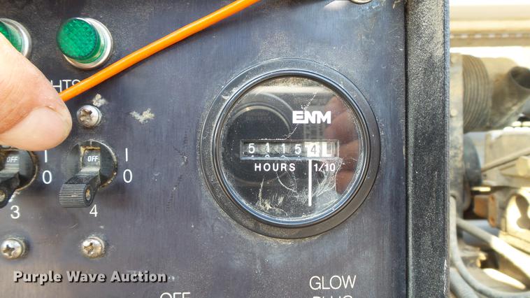 image for item DM9915 2007 Magnum MLT4200 light plant