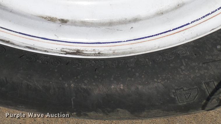 image for item DM9915 2007 Magnum MLT4200 light plant