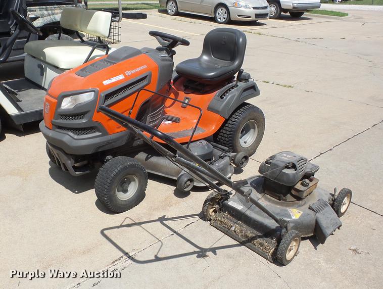 image for item DT9401 (2) lawn mowers