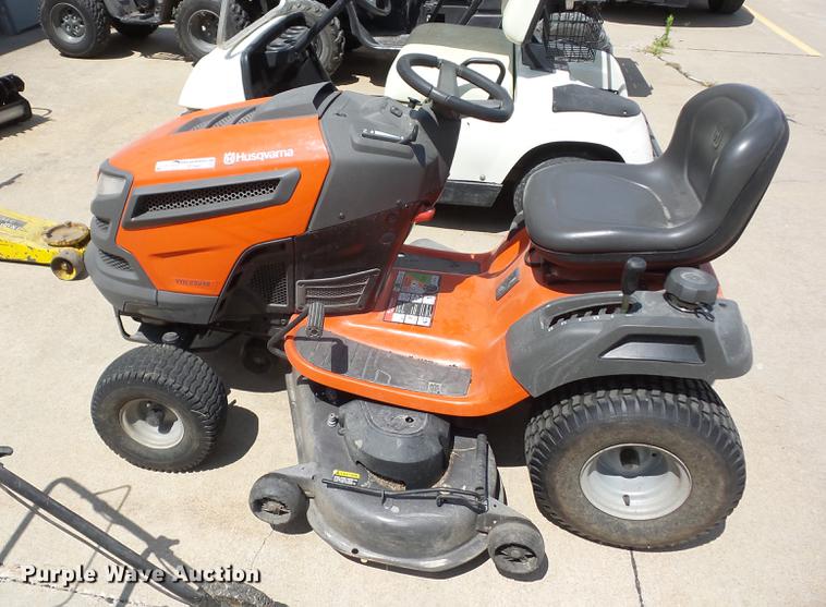 image for item DT9401 (2) lawn mowers