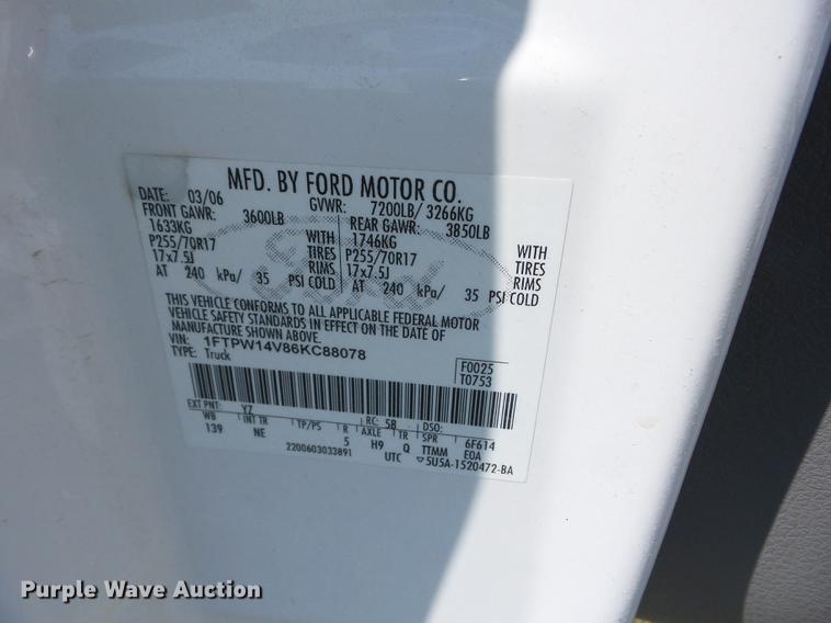 image for item DT9404 2006 Ford F150 SuperCrew pickup truck