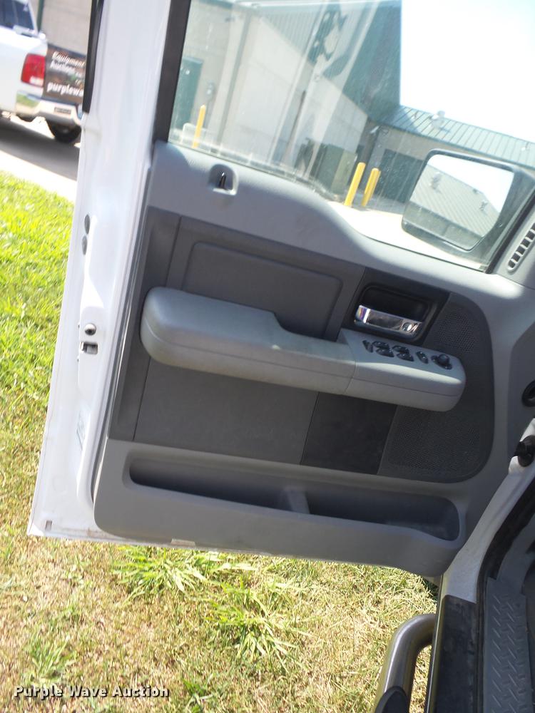 image for item DT9404 2006 Ford F150 SuperCrew pickup truck