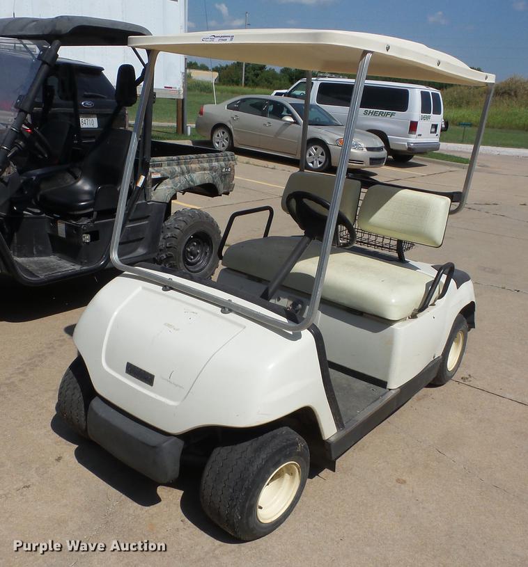 image for item DT9408 1997 Yamaha G16A golf cart