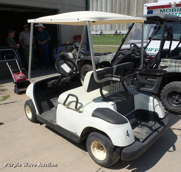 image for item DT9408 1997 Yamaha G16A golf cart