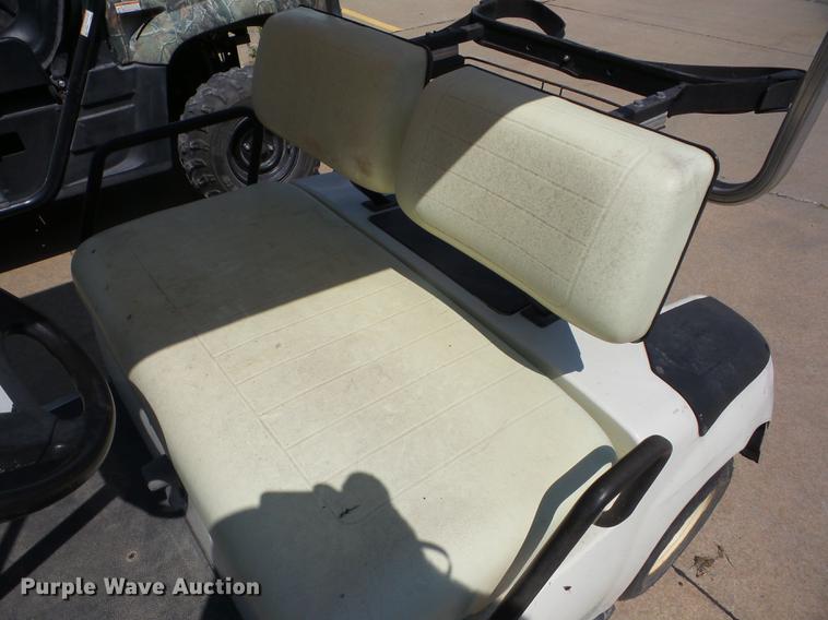 image for item DT9408 1997 Yamaha G16A golf cart