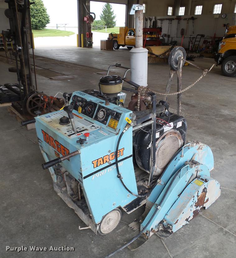 image for item DZ9372 Target Pro 65 III 30 concrete saw