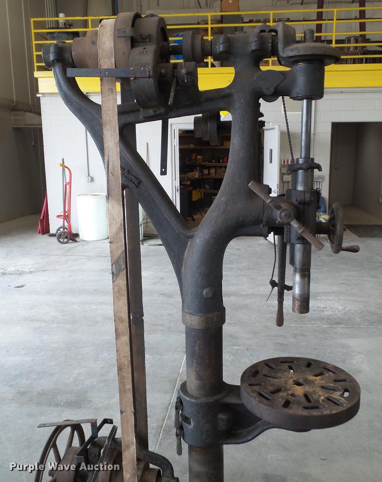 image for item DZ9374 Champion 21" drill press