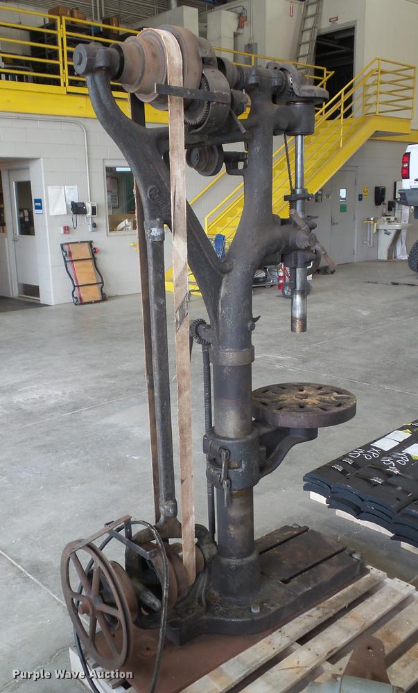 image for item DZ9374 Champion 21" drill press